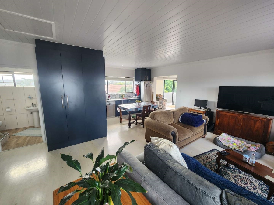 5 Bedroom Property for Sale in Fraaiuitsig Western Cape
